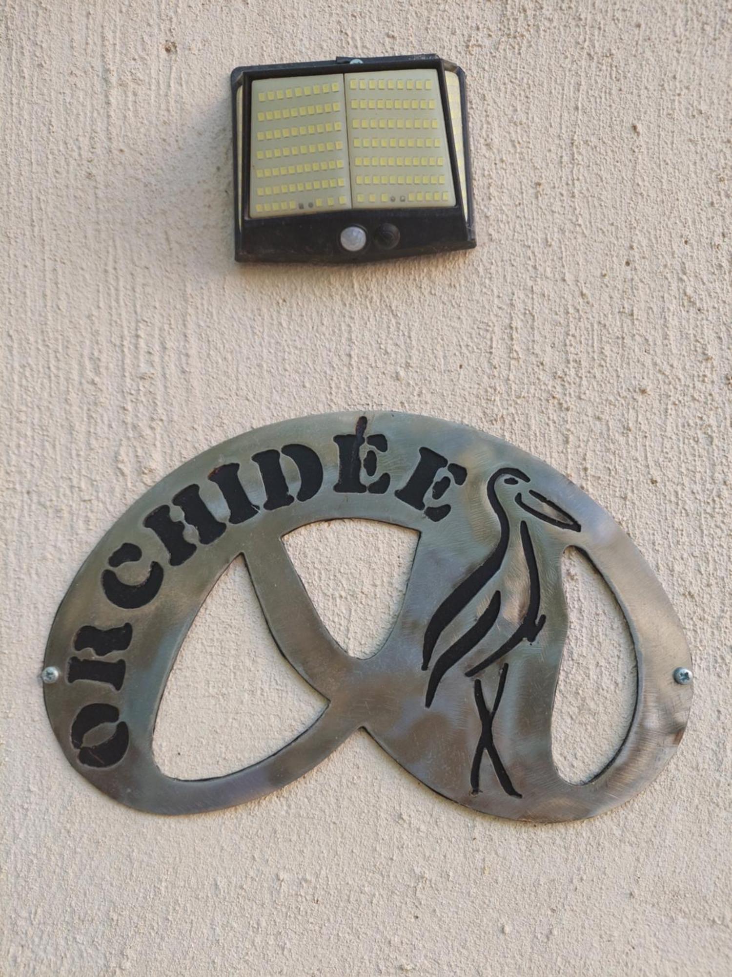 Mas Des Cigognes Panzió Le Thor Szoba fotó